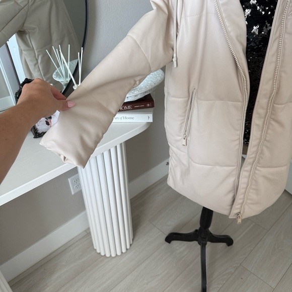 Zara Beige Puffer Jacket - Picture 3 of 8
